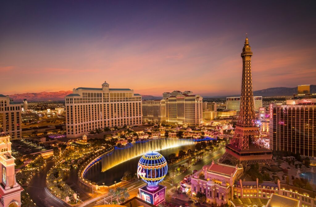 plan a date night in las vegas romantic city